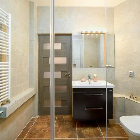 Apartment Le Petit & Cosy - Location Old Town & Quiet Bucharest