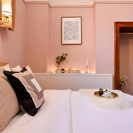 Le Petit & Cosy - Location Old Town & Quiet Apartment *