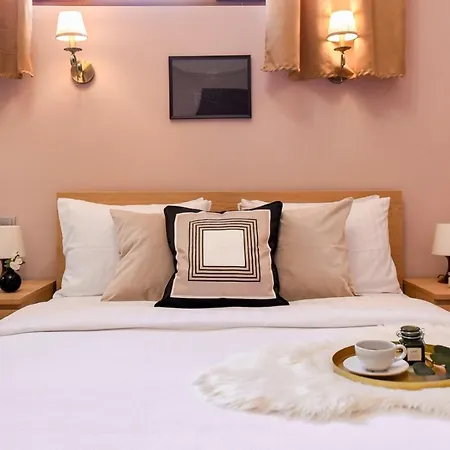 Apartment Le Petit & Cosy - Location Old Town & Quiet Bucharest