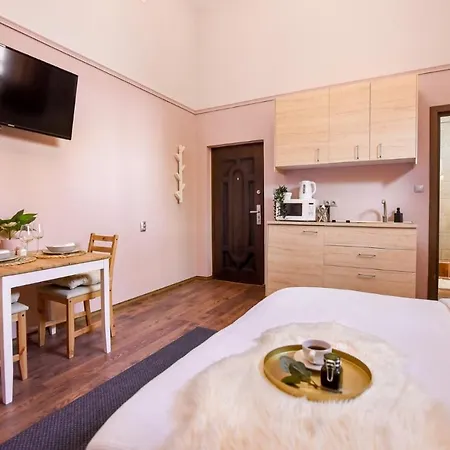 Le Petit & Cosy - Location Old Town & Quiet Bucharest