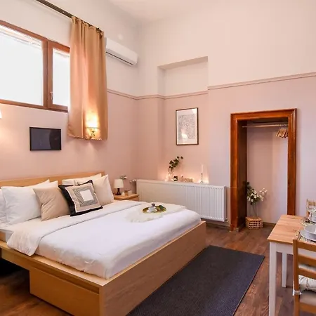 Le Petit & Cosy - Location Old Town & Quiet Bucharest